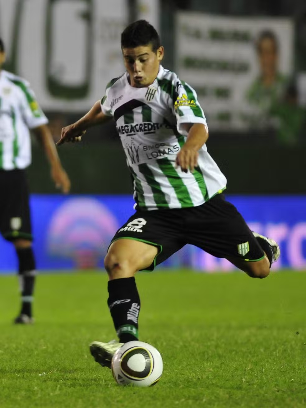 James Rodriguez De volta a Libertadores agora com a missao de levar o Sao Paulo ao topo 2